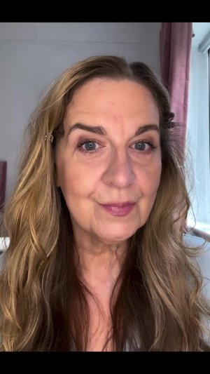 @furyanbabe’s instagram video of About Face Blush Rush