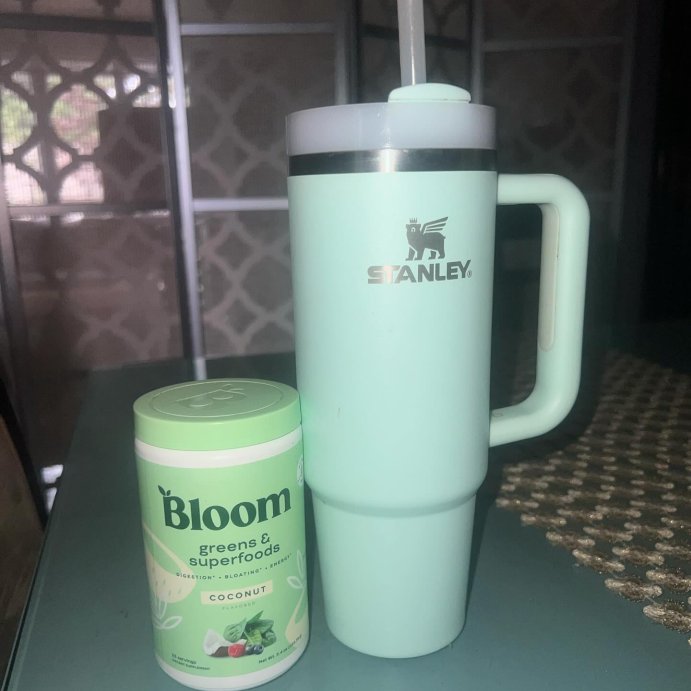 user image by @jennifer31291, BLOOM NUTRITION Greens and Superfoods Powder - Coconut