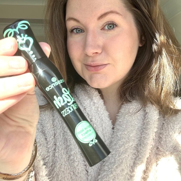 user image by @mrs_ambermay, essence Lash Princess False Lash Effect Mascara - Cruelty Free - 0.4 fl oz