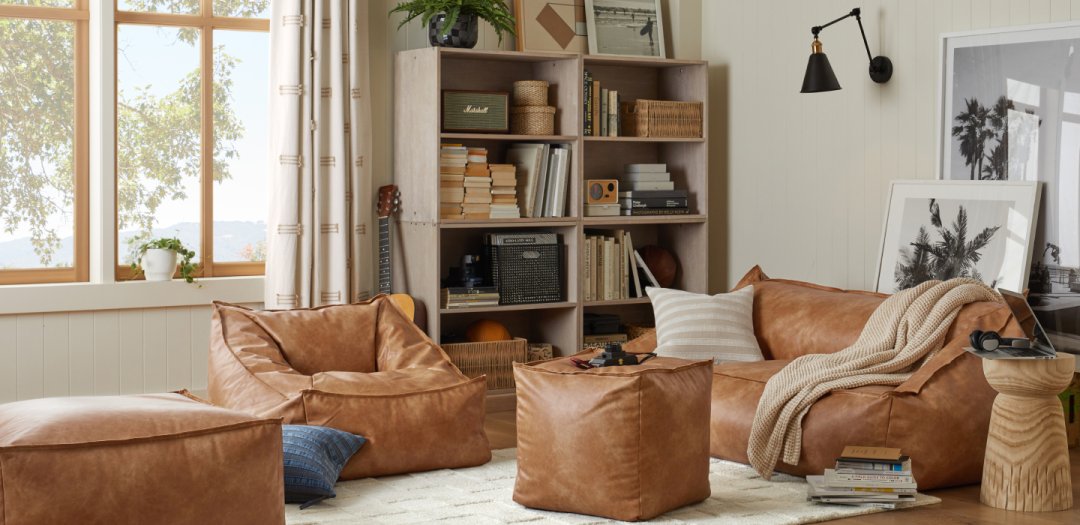 Pottery barn deals lounge