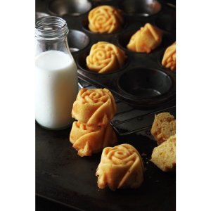 Nordic Ware Rose Cakelet Pan | Seasonal Cake Pan | Williams Sonoma