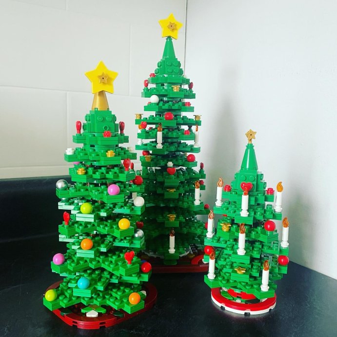 user image by @smondary81, LEGO Christmas Tree Building Set 40573