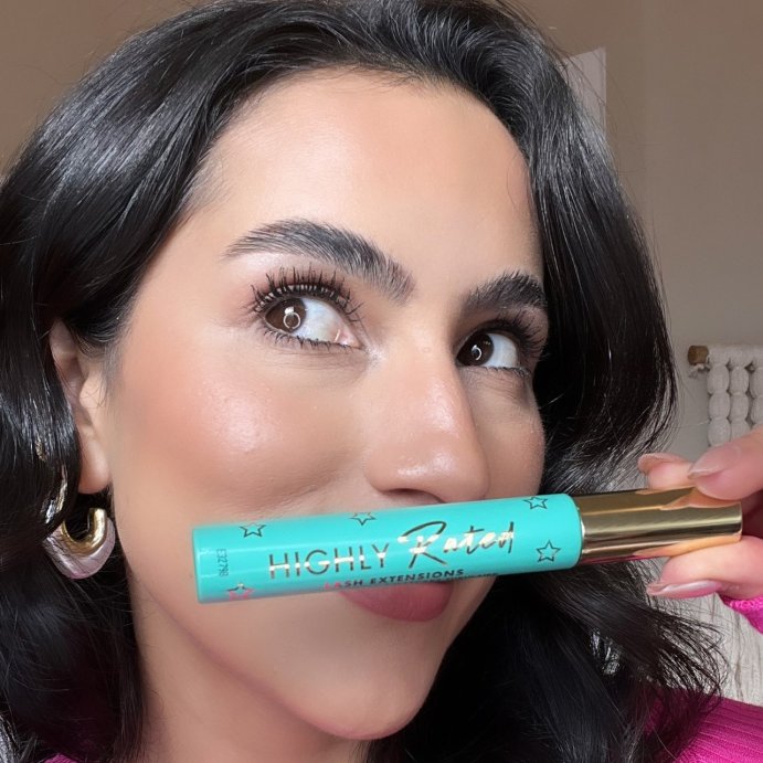 user image by juliana_lovesglam, Milani Highly Rated Lash Extensions Tubing Mascara - 0.35 fl oz