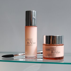 @glam_orista&rsquo;s instagram photo of R&eacute;vive Fermitif Neck Renewal Serum,R&eacute;vive Fermatif Neck Renewal Cream SPF15