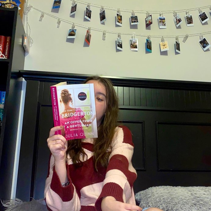 user image by @reaganrabuck, Offer From a Gentleman - by Julia Quinn (Paperback)