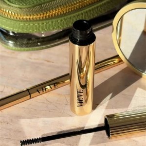 @spacenk&rsquo;s instagram video of VIEVE Modern Brow Definer,VIEVE Modern Brow Gel