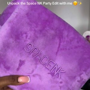 @spacenks {1} {2} av {3}