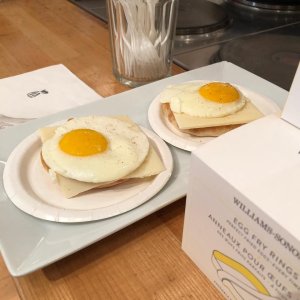 4 Anillos Antiadherentes Para Huevos Y Panqueques – Base Plana De Aluminio, Mangos De Plástico