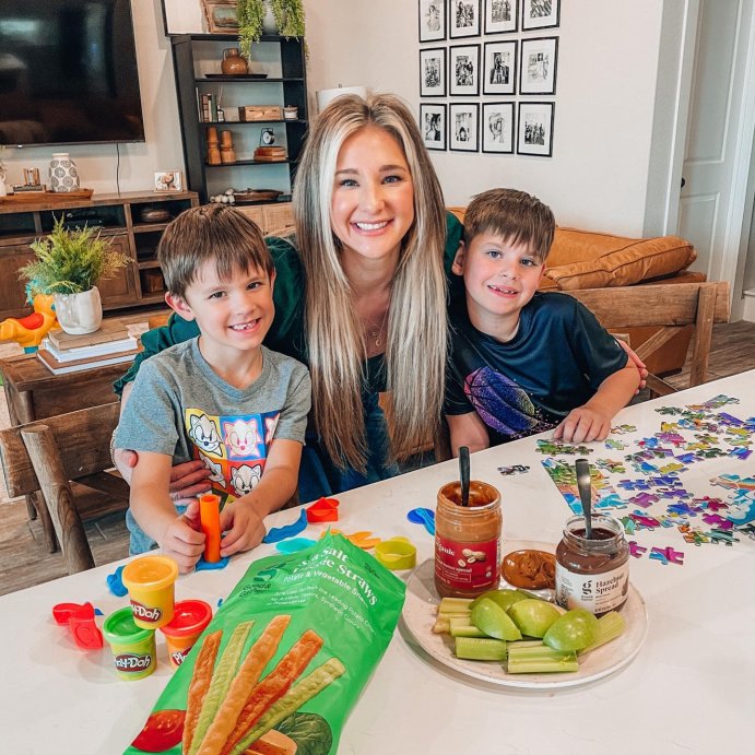 user image by @brittaniborenleach, Play-Doh Starter Set