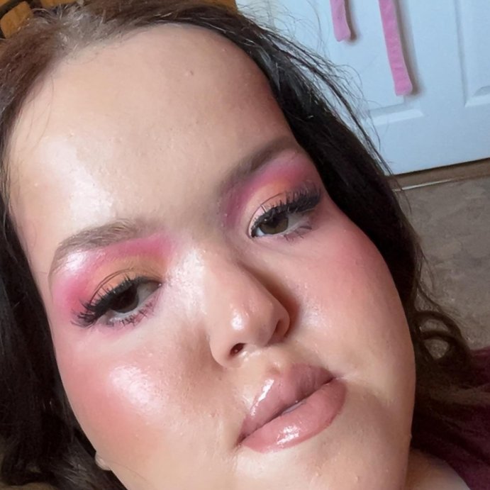 user image by @dburrymua, e.l.f. Halo Glow Contour Beauty Wand - 0.33 fl oz