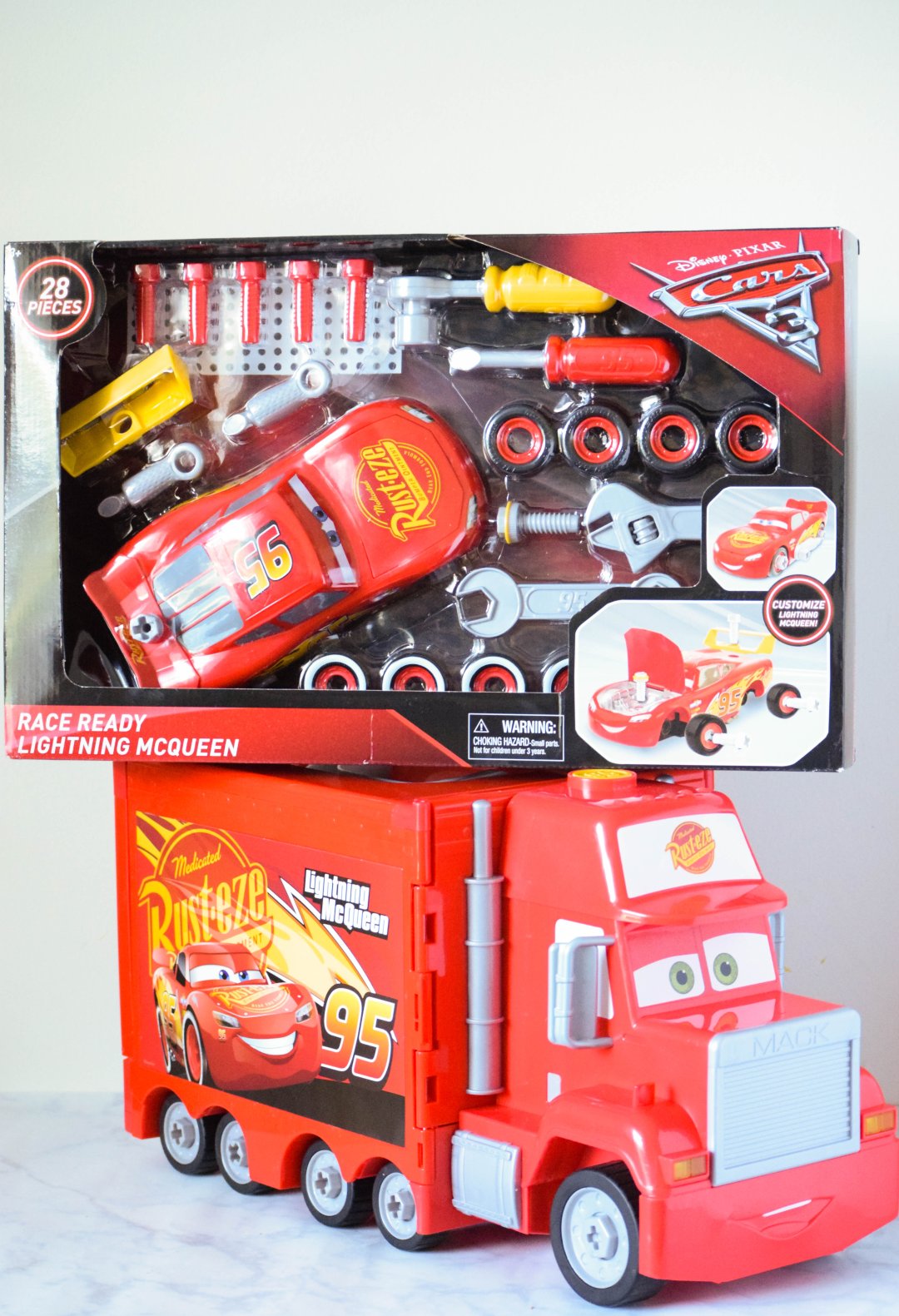 Disney Cars Race Ready Lightning McQueen Tool Kit