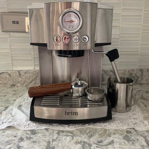 6 Cup Moka Maker with Wood Finish Handle - BRIM