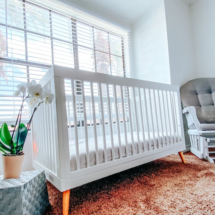 user image by www.instagram.com/momsrealglam, Delta Children Jordan 4-in-1 Convertible Crib