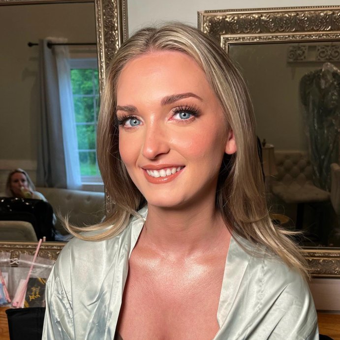 user image by @makeupbyrowyn, Ardell Naked 421 False Eyelashes - Black
