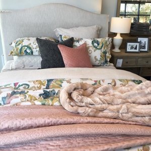 Pottery barn deals silk comforter