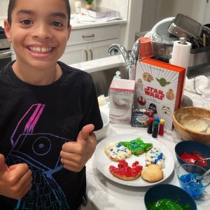 Star Wars™ Boxed Cookie Kit | Williams Sonoma