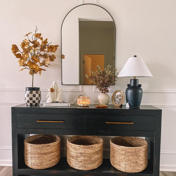 user image by @meg_made_that, Homebody: A Guide to Creating Spaces You Never Want to Leave by Joanna Gaines (Hardcover)