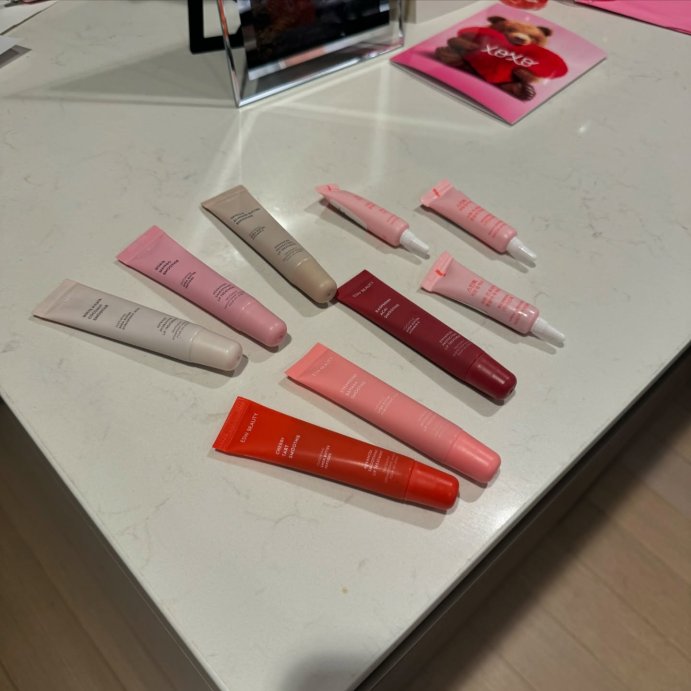 user image by @elinasofiawang, ESW Beauty Guava Mango Smoothie Lip Treatment - 0.51 fl oz