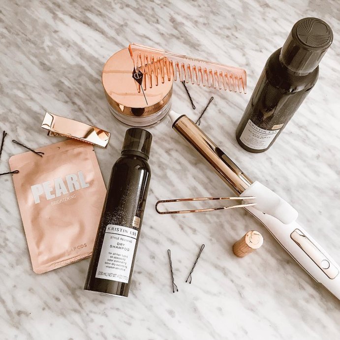 user image by @thelovelyhairclass, Kristin Ess Style Reviving Dry Shampoo with Vitamin C for Oily Hair