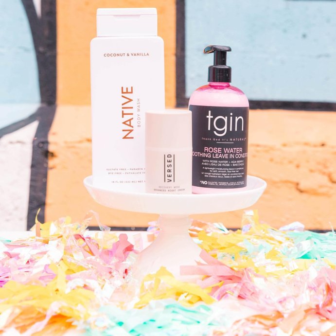 user image by @sequinsandsales, Native Coconut & Vanilla Body Wash
