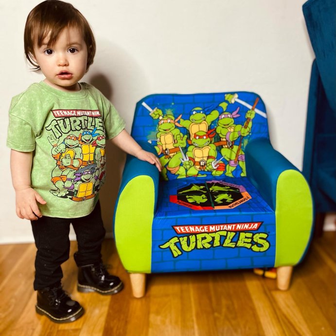 user image by @kawaiibabygirl, Delta Children Kids' Foam Chair