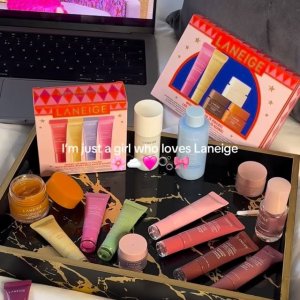 @spacenk’s instagram video of LANEIGE Midnight Minis,LANEIGE Mini Lip Glowy Balm Set,LANEIGE Glaze Craze Tinted Lip Serum,LANEIGE Lip Sleeping Mask,LANEIGE Bouncy & Firm Serum