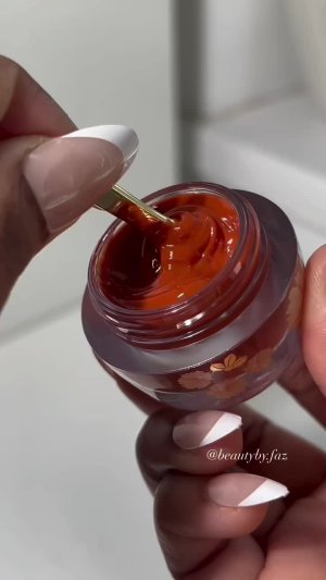 @beautyby.faz’s instagram video of Tatcha The Kissu Lip Mask Kiku
