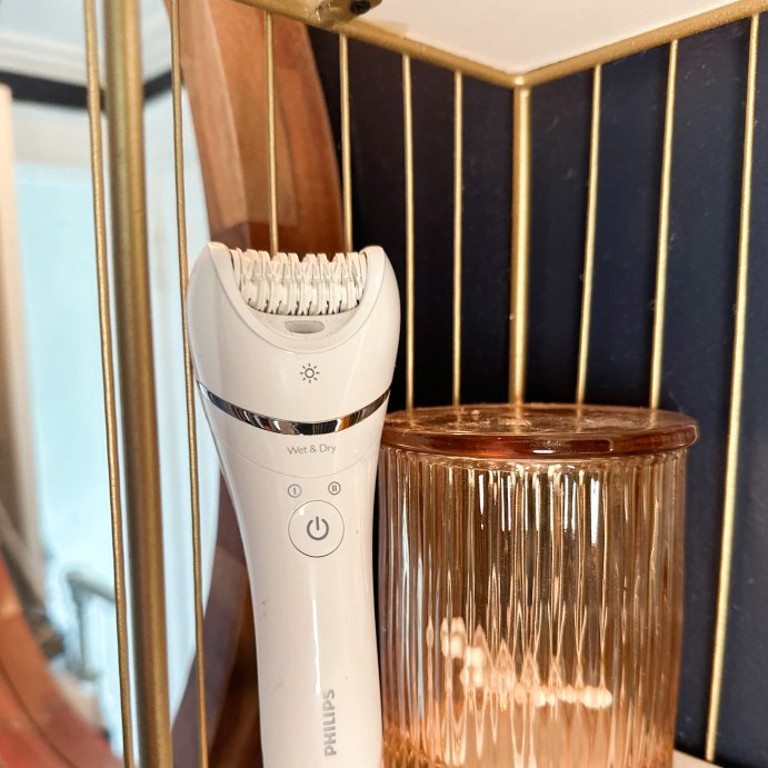 user image by Michayla S, Philips Series 8000 Women&#39;s Rechargeable Electric Epilator - BRE700/04