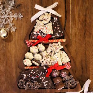 Williams Sonoma Chocolate Peppermint Rolled Wafers