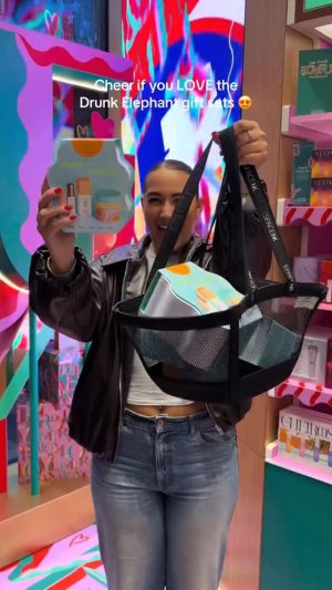 @spacenk’s instagram video of Drunk Elephant Daytime Exhibit,Drunk Elephant Tour de Force,Drunk Elephant A Landscape of Lala,Drunk Elephant Water on Canvas