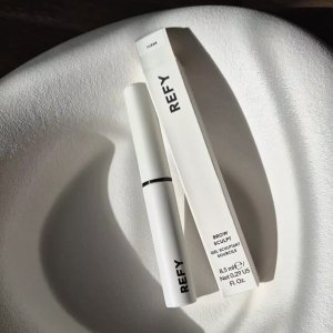 Ichhmini_skincare Christiana ’s mediaimport video of Refy Brow Sculpt