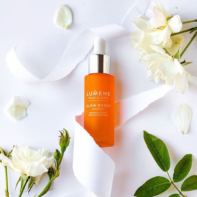 user image by @gracefulfaceblog, Lumene Valo Glow Boost Essence Serum with Vitamin C &#38; Hyaluronic Acid - 1 fl oz