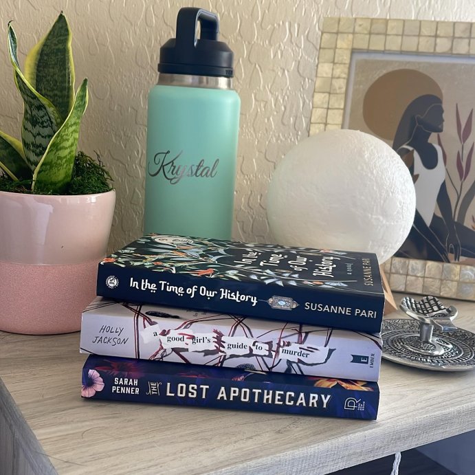 user image by @krystalsbookshelf, The Lost Apothecary - by Sarah Penner