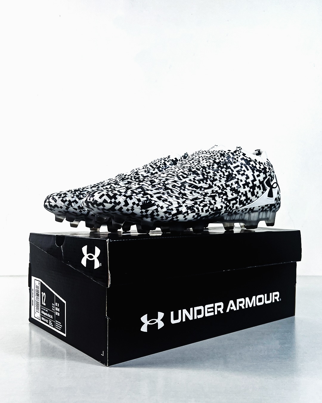 UA Magnetico Pro 5 FG Unisex Soccer Cleats | Under Armour Canada