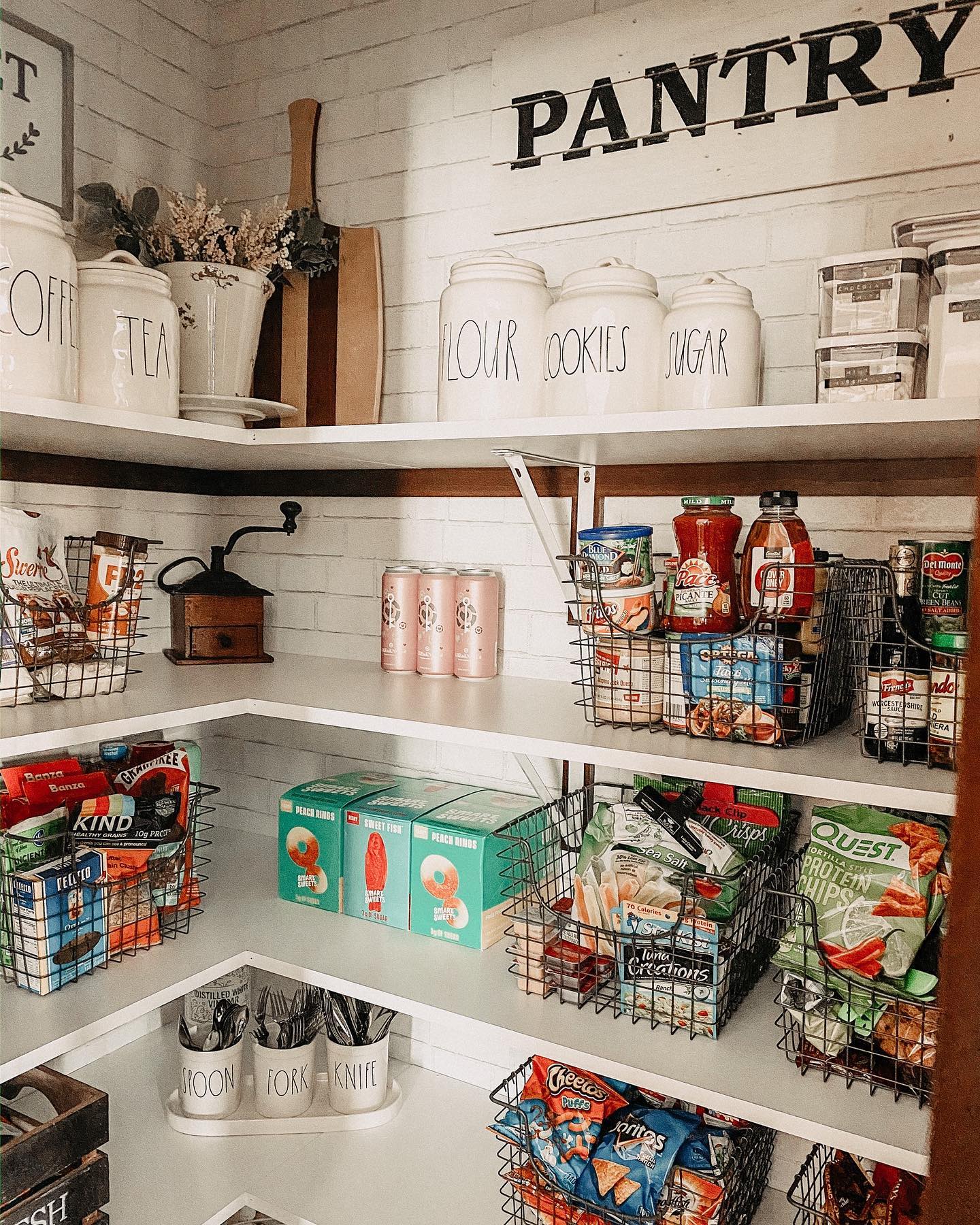 Farmulosity organized pantry Instagram Post