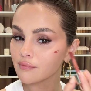 @spacenks {1} {2} van {3}