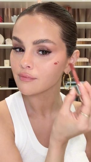 @spacenks {1} {2} van {3}