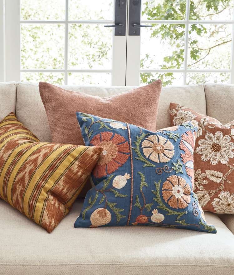 Our Favorite Pillow Looks M Pottery Barn Our Favorite Pillow