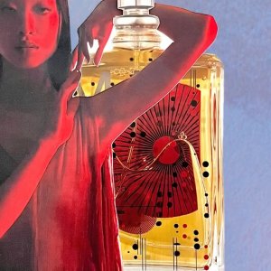 @spacenk&rsquo;s instagram video of Escentric Molecules M+ Champaca