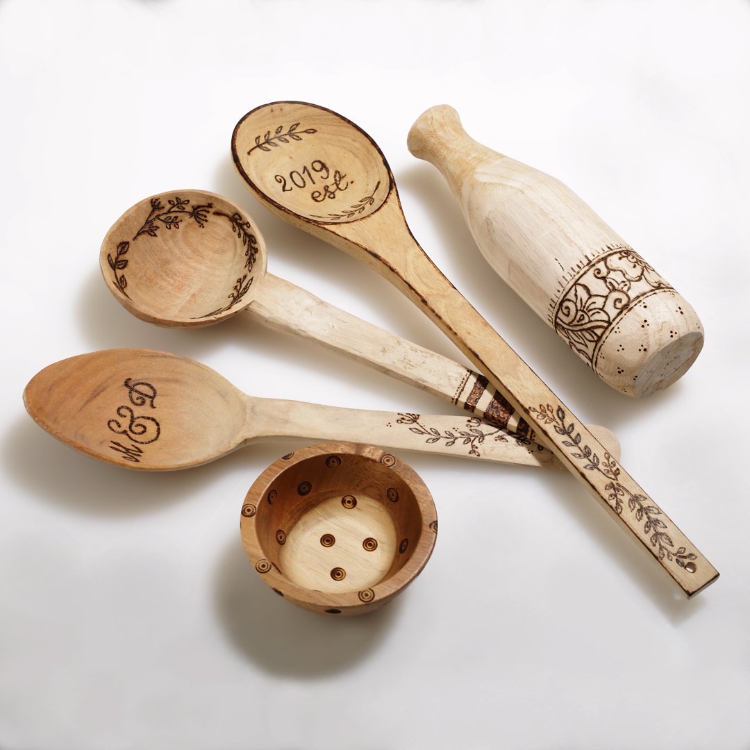 Wood Burning, Engraving, and More! | The Plaid Palette DIY craft ideas