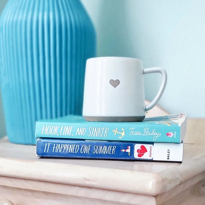 user image by @sarareads_nc, Hook, Line, and Sinker - by Tessa Bailey