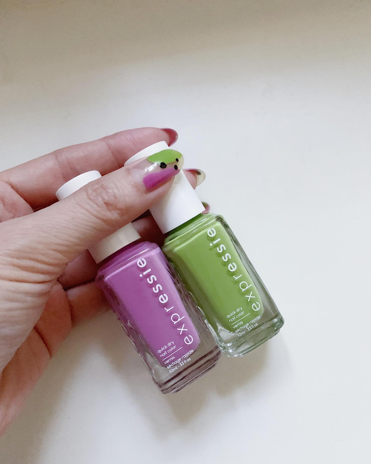 user image by @uhhsandy, essie expressie vegan quick-dry nail polish - 0.33 fl oz