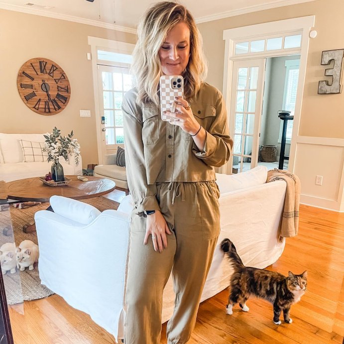 user image by @lindzmashea, Women's High-Rise Joggers - Universal Thread™