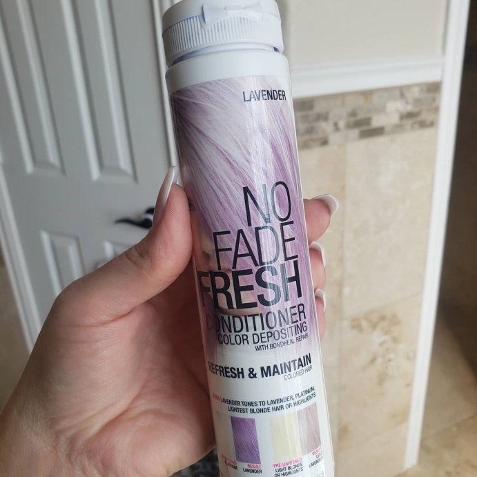 user image by @messyheartcrazylife, No Fade Fresh Color Depositing Semi-Permanent Hair Color Conditioner - 6.4 fl oz