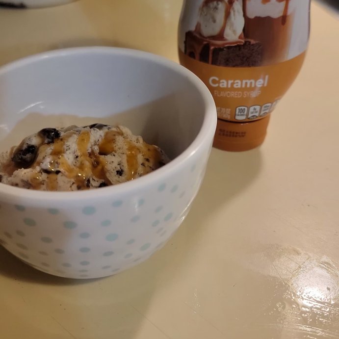 user image by @tanibaby28, Smucker&#39;s Drizzle Caramel Flavored Syrup - 20oz
