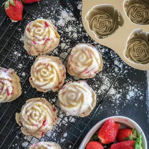 Nordic Ware Rose Cakelet Pan | Seasonal Cake Pan | Williams Sonoma