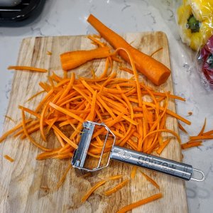 ZWILLING Pro Tools Y Peeler — Las Cosas Kitchen Shoppe