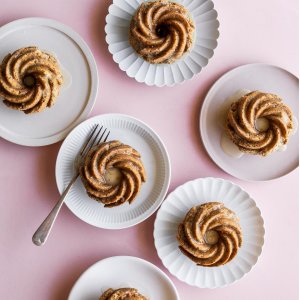 Mini Bundt Blondies - Nordic Ware