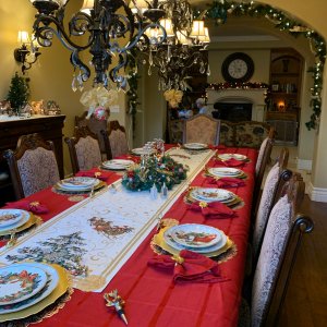 'Twas the Night Before Christmas Table Runner