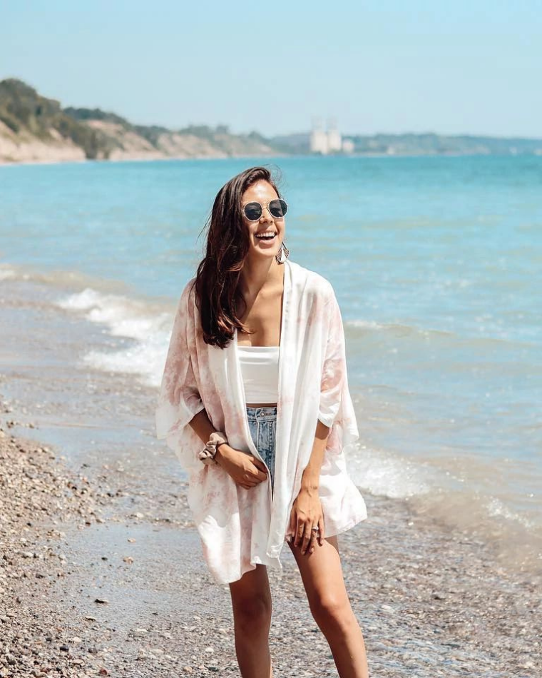 5 Cute Beach Vacation Outfits According to Influencers - Wantable